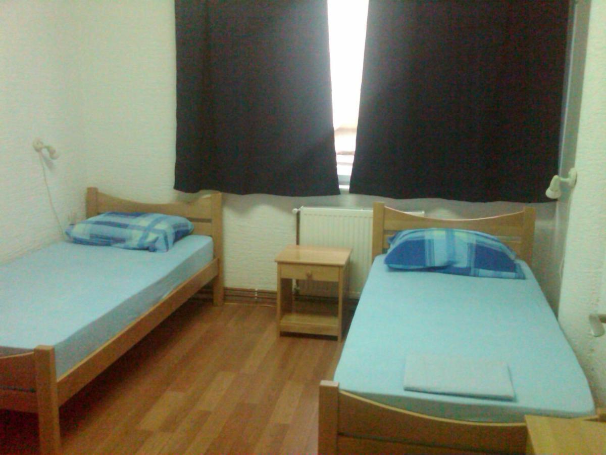 Hostel Av Palanka Экстерьер фото