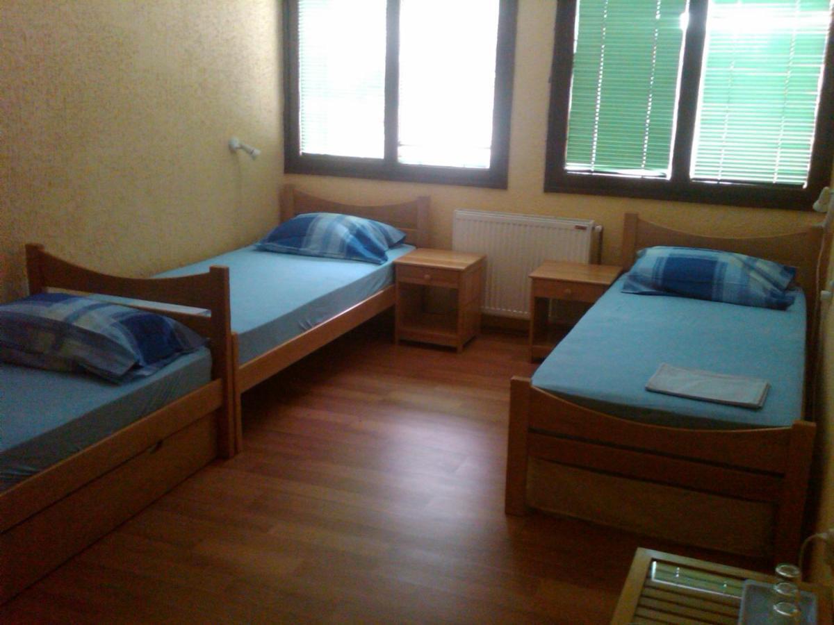 Hostel Av Palanka Экстерьер фото
