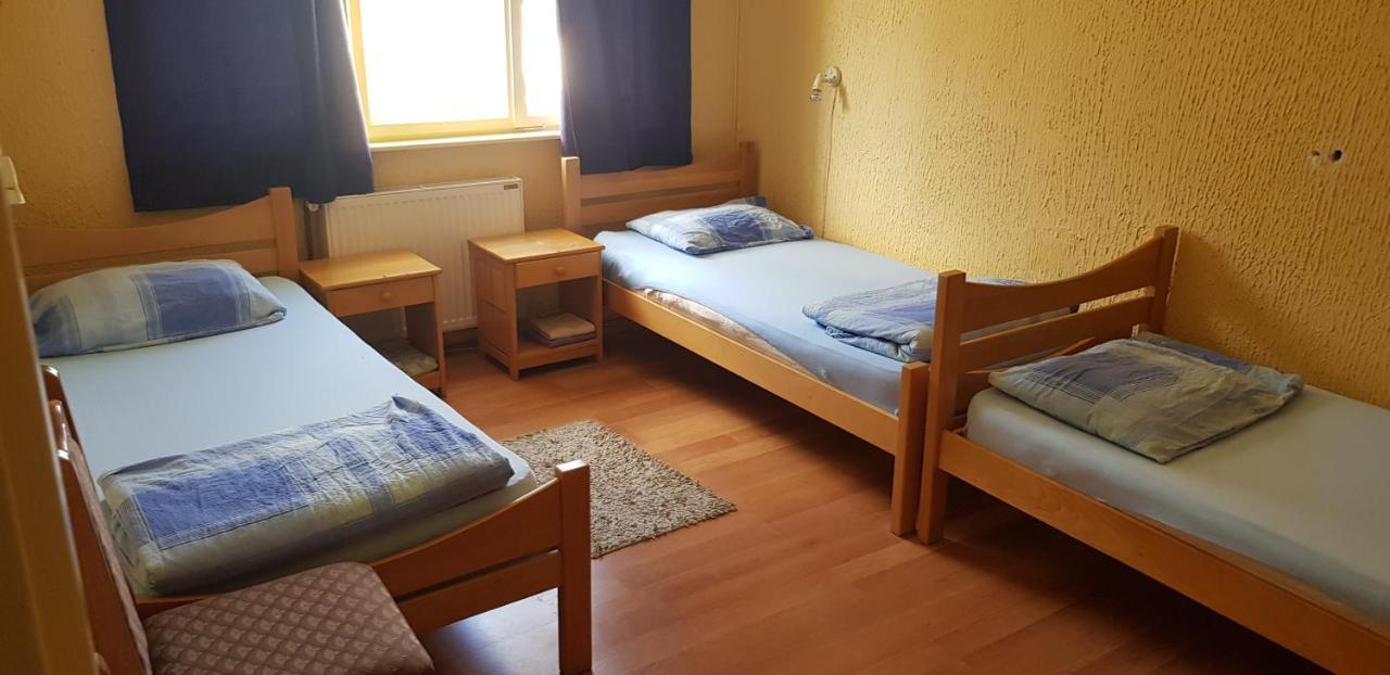 Hostel Av Palanka Экстерьер фото